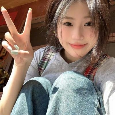 摊牌了，我的四个哥哥是超级大佬